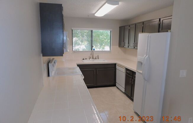 2 beds, 1 bath, $1,700, Unit #202