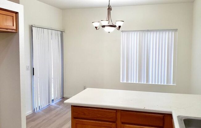 1750 W. Union Hills Dr #15 Phoenix, AZ 85027