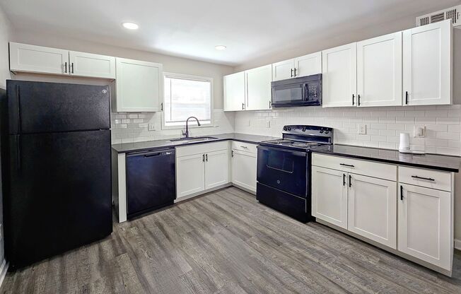 371 Lanier [Vania]
