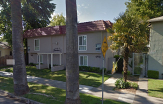 LAS PALMAS APARTMENTS