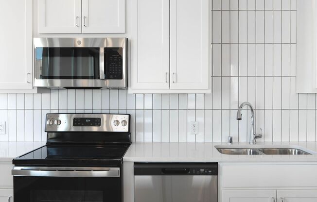 1 bed, 1 bath, 750 sqft, $1,354, Unit 303