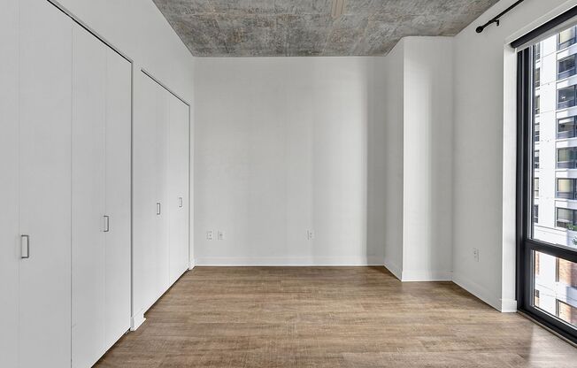 1 bed, 1 bath, 738 sqft, $2,725, Unit 503