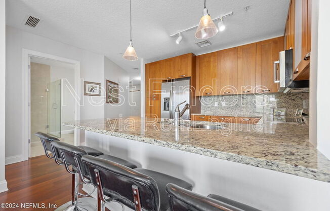 2 beds, 2 baths, 1,337 sqft, $2,595, Unit 1701