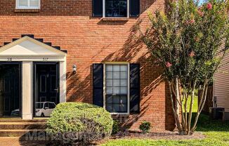 517 BRENTWOOD POINTE