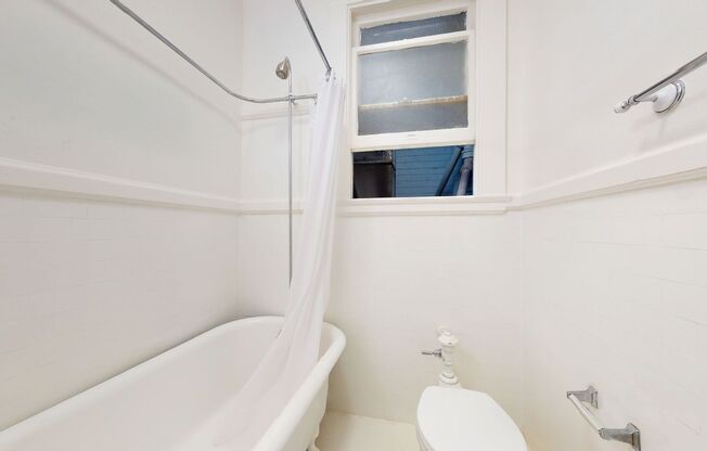 Studio, 1 bath, 373 sqft, $1,600, Unit 328