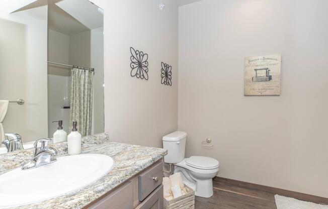 2 beds, 2 baths, 1,070 sqft, $1,650