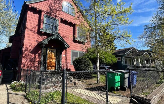 Tri-level 5 bedroom, 2.5 bath, 3,017 sq ft, single family home within steps of NE Alberta Art District is Now Available!