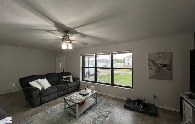 *Coming Soon * 3/2/1 Conveniently Located In  Port St Lucie