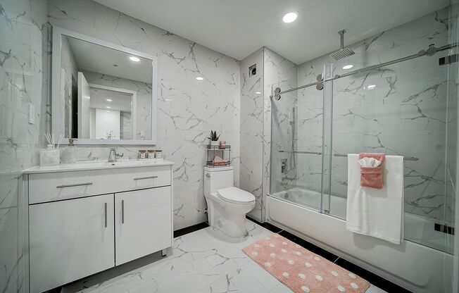 1 bed, 1 bath, 660 sqft, $1,850, Unit 217