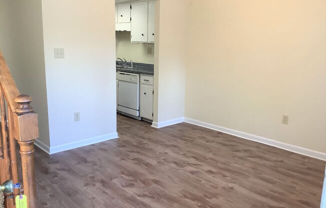 SLEEPY CREEK DR - 270/272