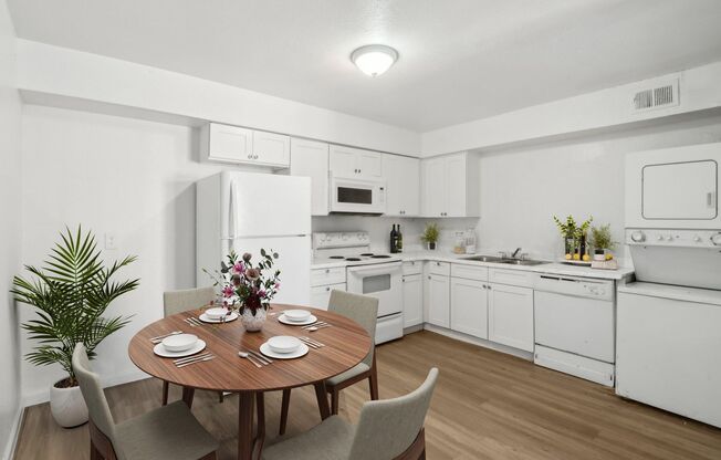 2 beds, 1 bath, 736 sqft, $1,149, Unit S118