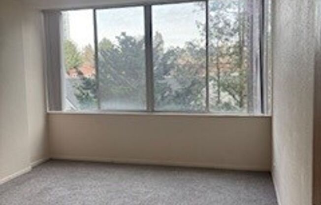 2 beds, 1 bath, 850 sqft, $1,625, Unit 317