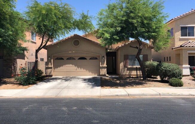 Beautiful Single-Level 3 Bedroom, 2 Bathroom Home in Maricopa