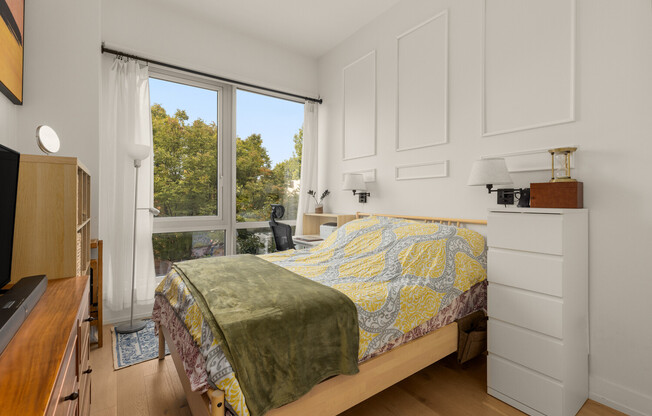 1 bed, 1 bath, $4,200, Unit 2B