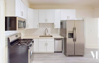 27 West Apartment Homes Near USC Campus!