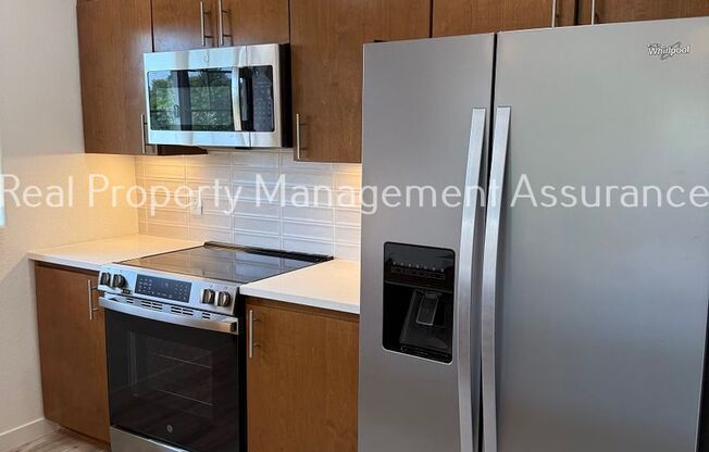 10734 NE Holly Street Unit #308