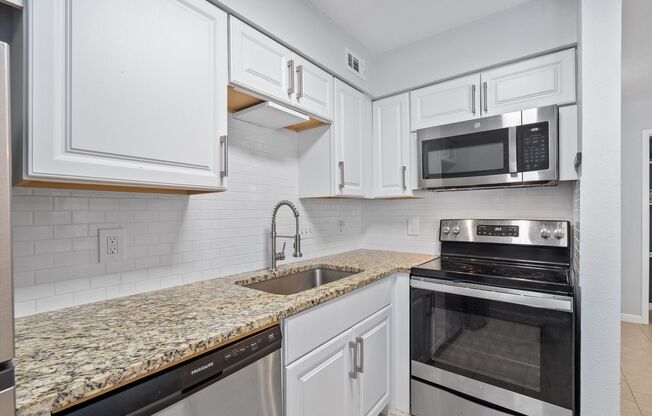 1 bed, 1 bath, $949