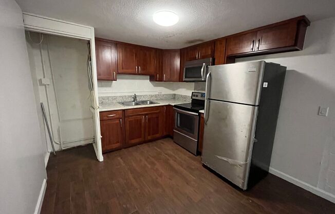 3 beds, 1 bath, 1,528 sqft, $2,500, Unit Unit C (Downstairs)