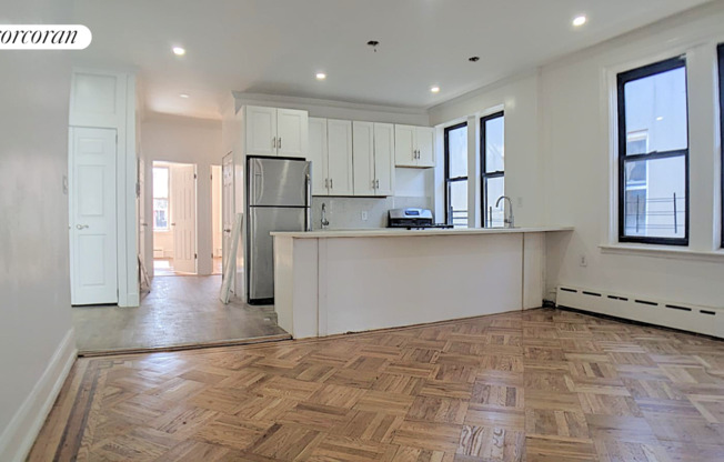 216 E 93 ST