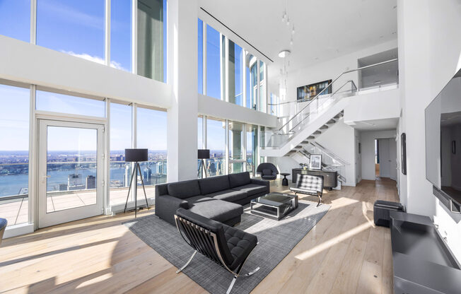 4 beds, 5.5 baths, 3 sqft, $35,000, Unit PHA