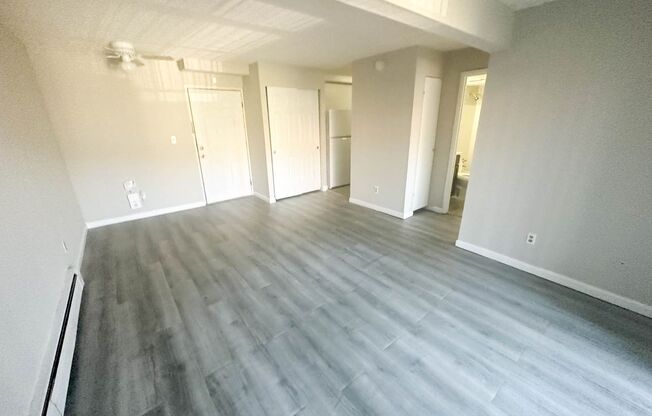 1 bed, 1 bath, 560 sqft, $815, Unit 715-04