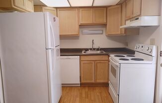 2 beds, 1 bath, $1,250, Unit 1