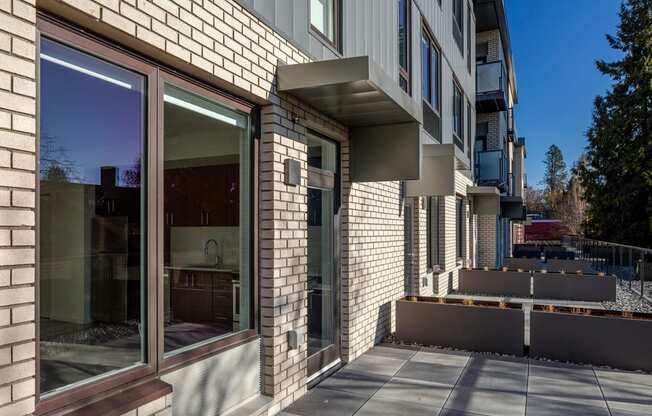 The Marilyn_Exterior
