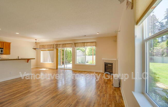 2301 NE 125 WAY