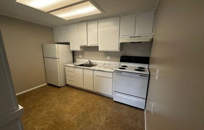 1 bed, 1 bath, 634 sqft, $839, Unit 6025 UD