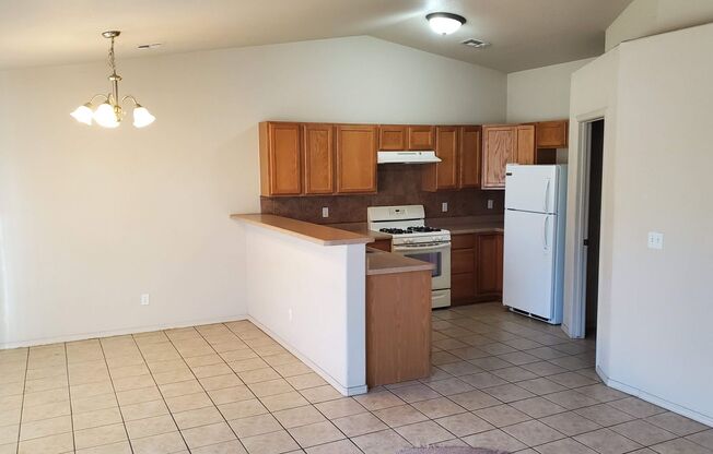 3 beds, 2 baths, $1,500