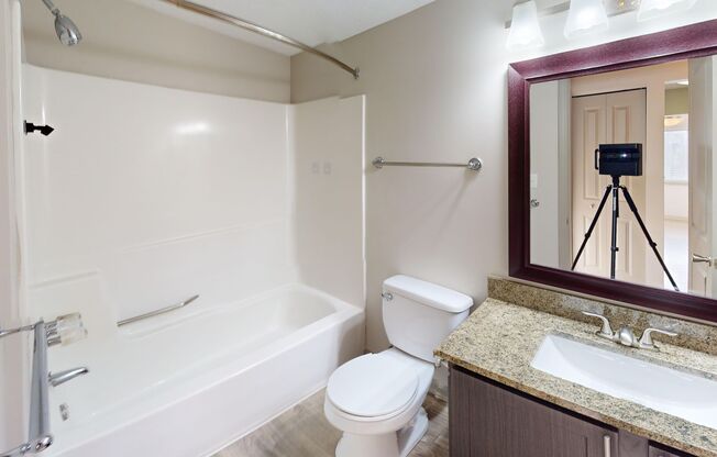 1 bed, 1 bath, 718 sqft, $1,099, Unit 351