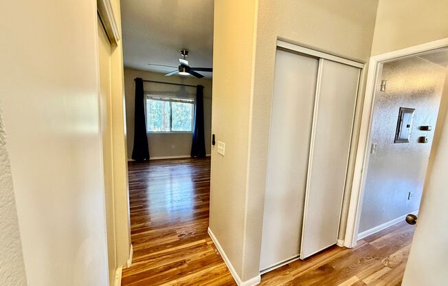 2 beds, 2 baths, $1,300, Unit # 2024