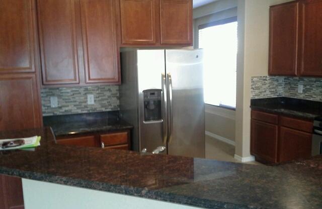 3 beds, 2 baths, $2,450