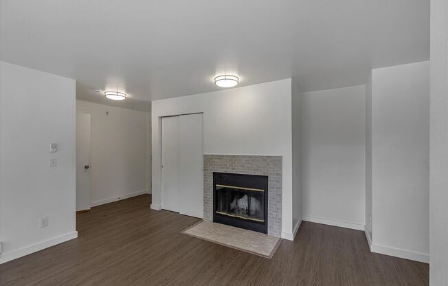 1 bed, 1 bath, 700 sqft, $1,799, Unit 204