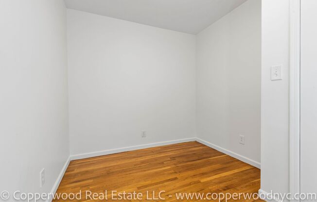 1 bed, 1 bath, 350 sqft, $3,395, Unit 11