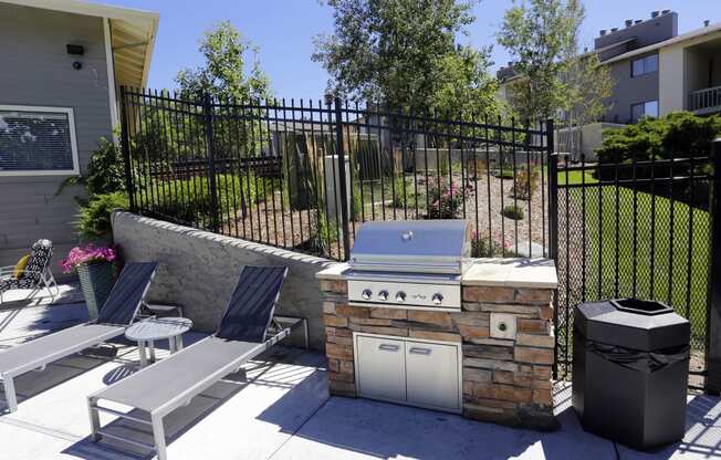 Barbecue And Grilling Station at Union Heights Apartments, Colorado Springs, CO