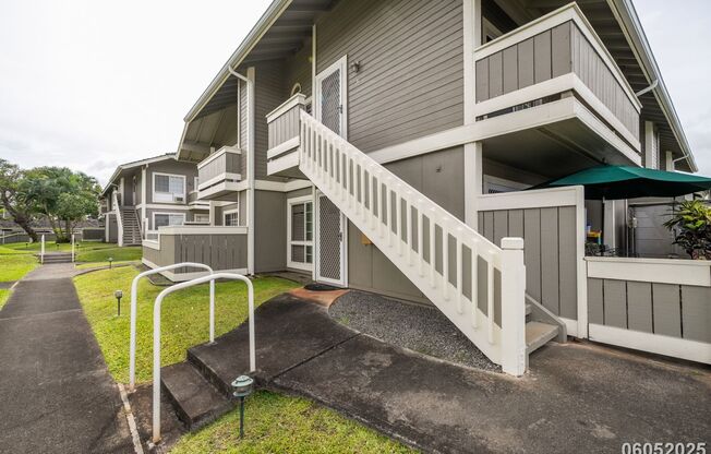 $2700 / 2 BED / 1 BATH IN WAIPIO