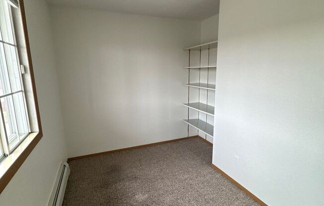 1 bed, 1 bath, 698 sqft, $900, Unit 314