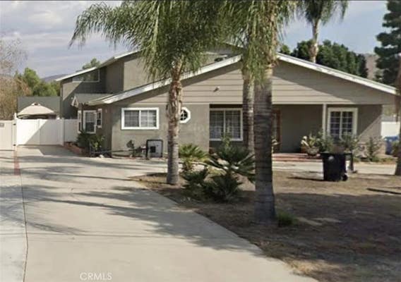 8920 HELEN AVE