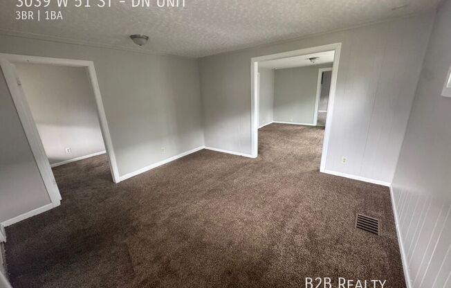 3039 W 51 ST