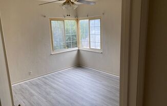 2 beds, 1 bath, $2,195, Unit 386