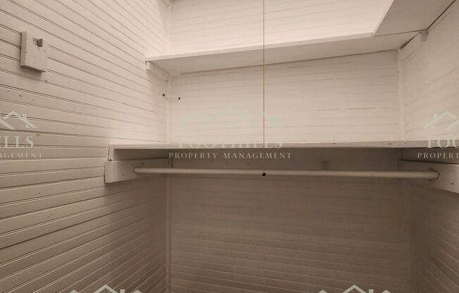3 beds, 2 baths, $1,500
