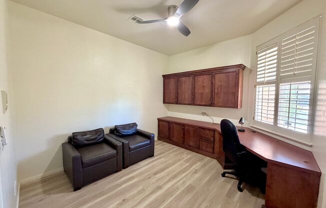 4 beds, 2.5 baths, $2,350