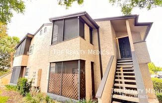 3043 ANTIQUE OAKS CIR