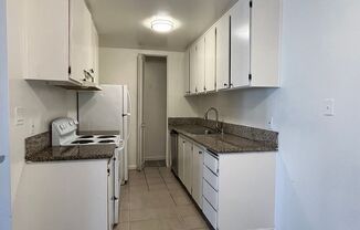 2 beds, 1 bath, 800 sqft, $1,400, Unit 05