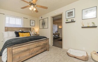 Experience the comfort and style of The Riley. This beautifully designed bedroom offers modern elegance and cozy amenities, perfect for your retreat. Don’t miss the chance to make The Riley your new home—schedule a tour today!
