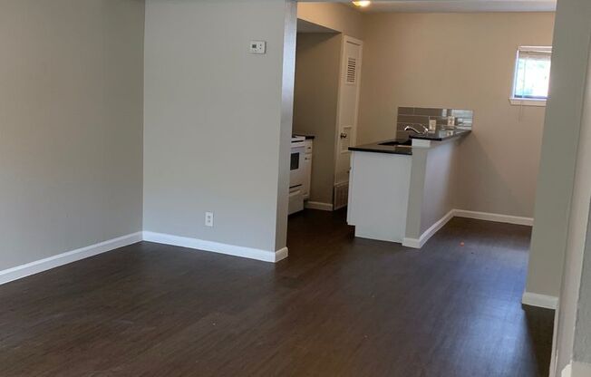 303 W. 40 St.