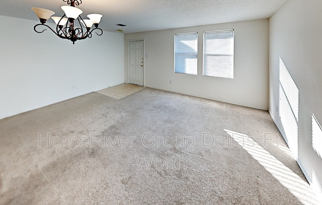 3956 FOXHOUND LN