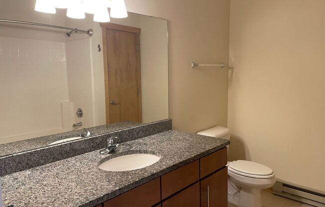 1 bed, 1 bath, 1,090 sqft, $2,095, Unit 324