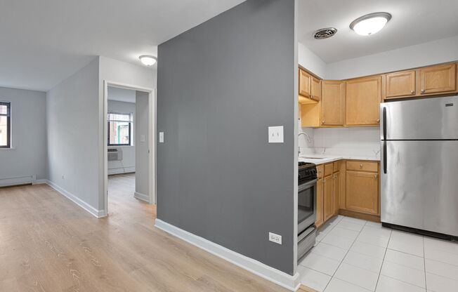 1 bed, 1 bath, 492 sqft, $1,800, Unit 240